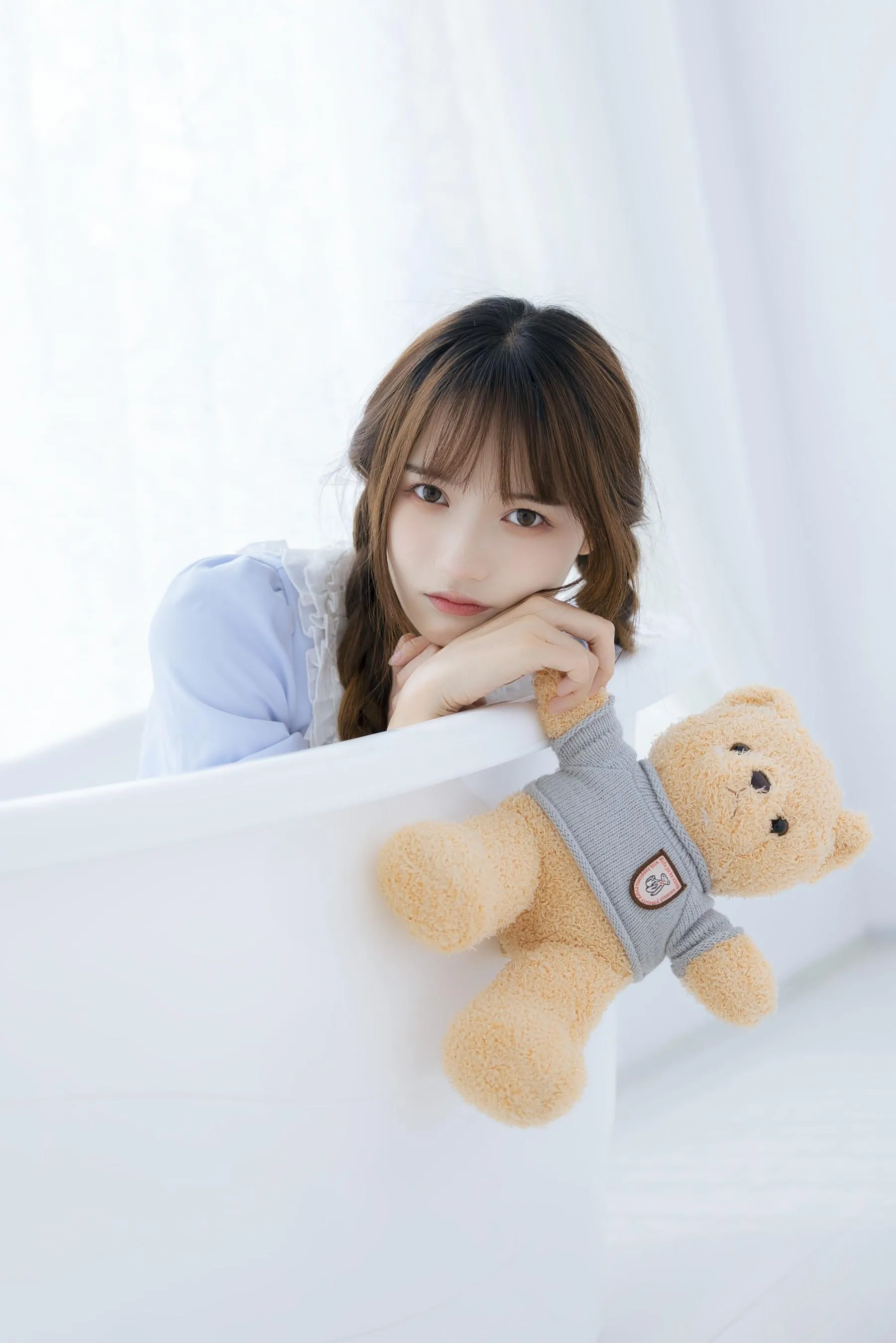 [YITUYU艺图语]2022.08.16 夏日甜美 兔子Zzz不吃胡萝卜 [33P]插图